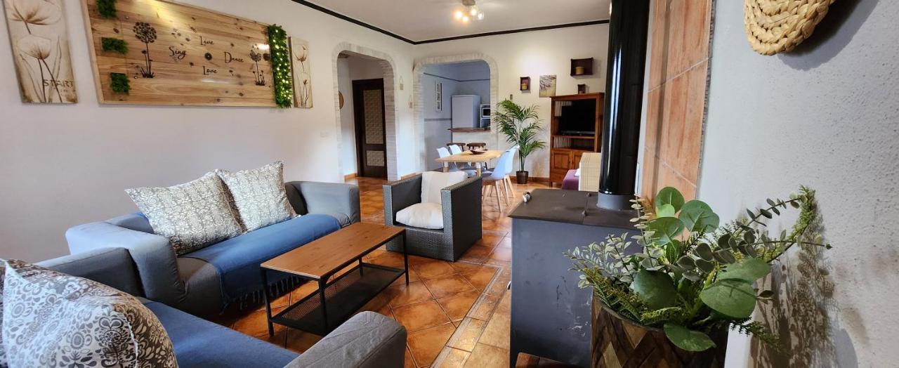 Casa Rural Camelot El Gastor Esterno foto